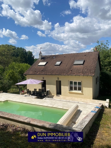 EXCLUSIF, SAINT-LOUP-DES-CHAUMES, Maison avec piscine