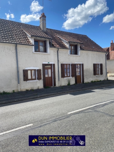 EXCLUSIF, LE PONDY, Maison avec garage et cour