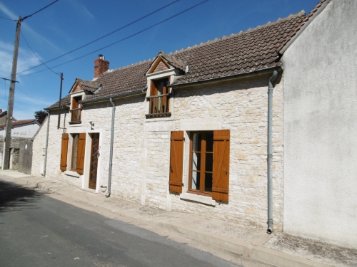 EXCLUSIF, DUN SUR AURON JOLIE MAISON avec garage.